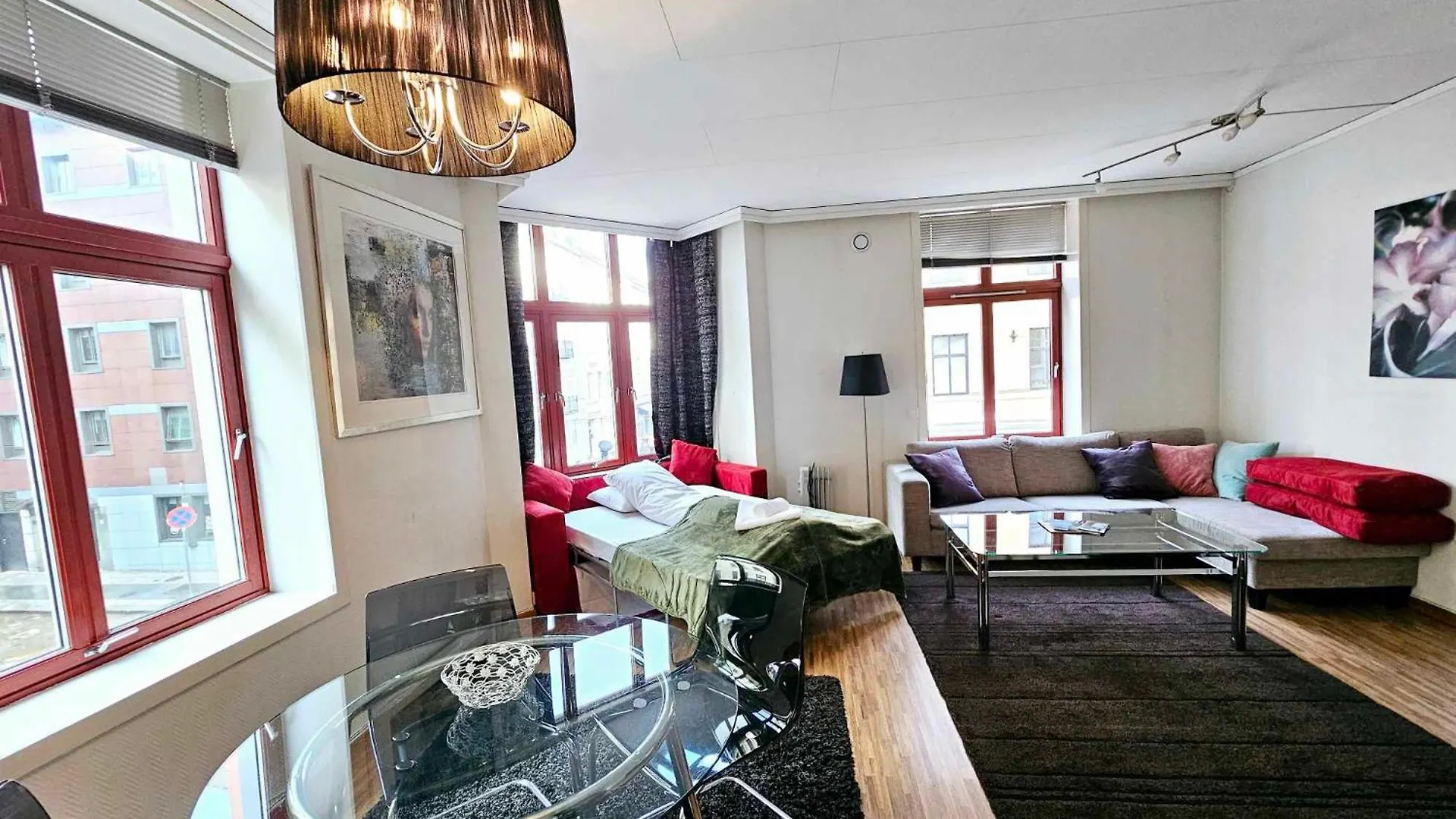 Inner City Center Bergen Apartment