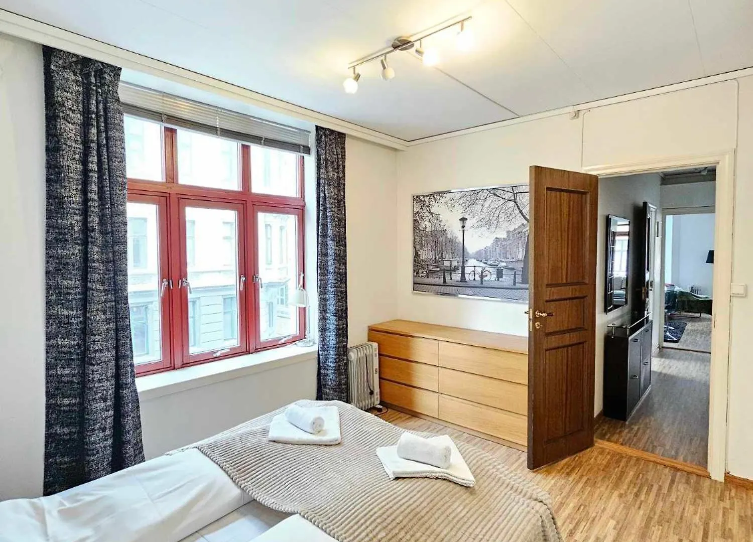 Inner City Center Bergen Apartment